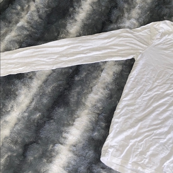 ✨𝙰𝚖𝚎𝚛𝚒𝚌𝚊𝚗 𝚎𝚊𝚐𝚕𝚎 𝚜𝚑𝚒𝚛𝚝✨ - Picture 4 of 5